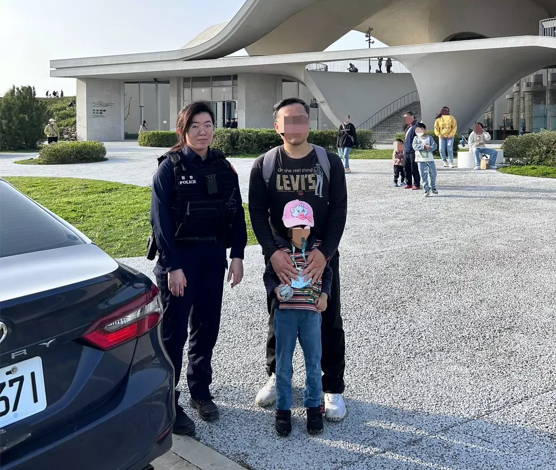 女童與家人走散 「玩得太開心」沒空理楊梅警關心 S 74129650 0