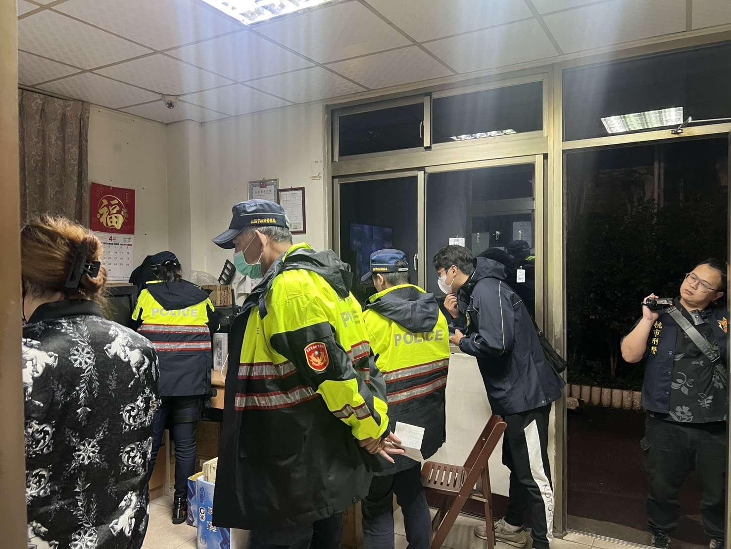 楊梅警維持轄區治安平穩 86警力雷霆出擊遏止犯罪 S 74277358