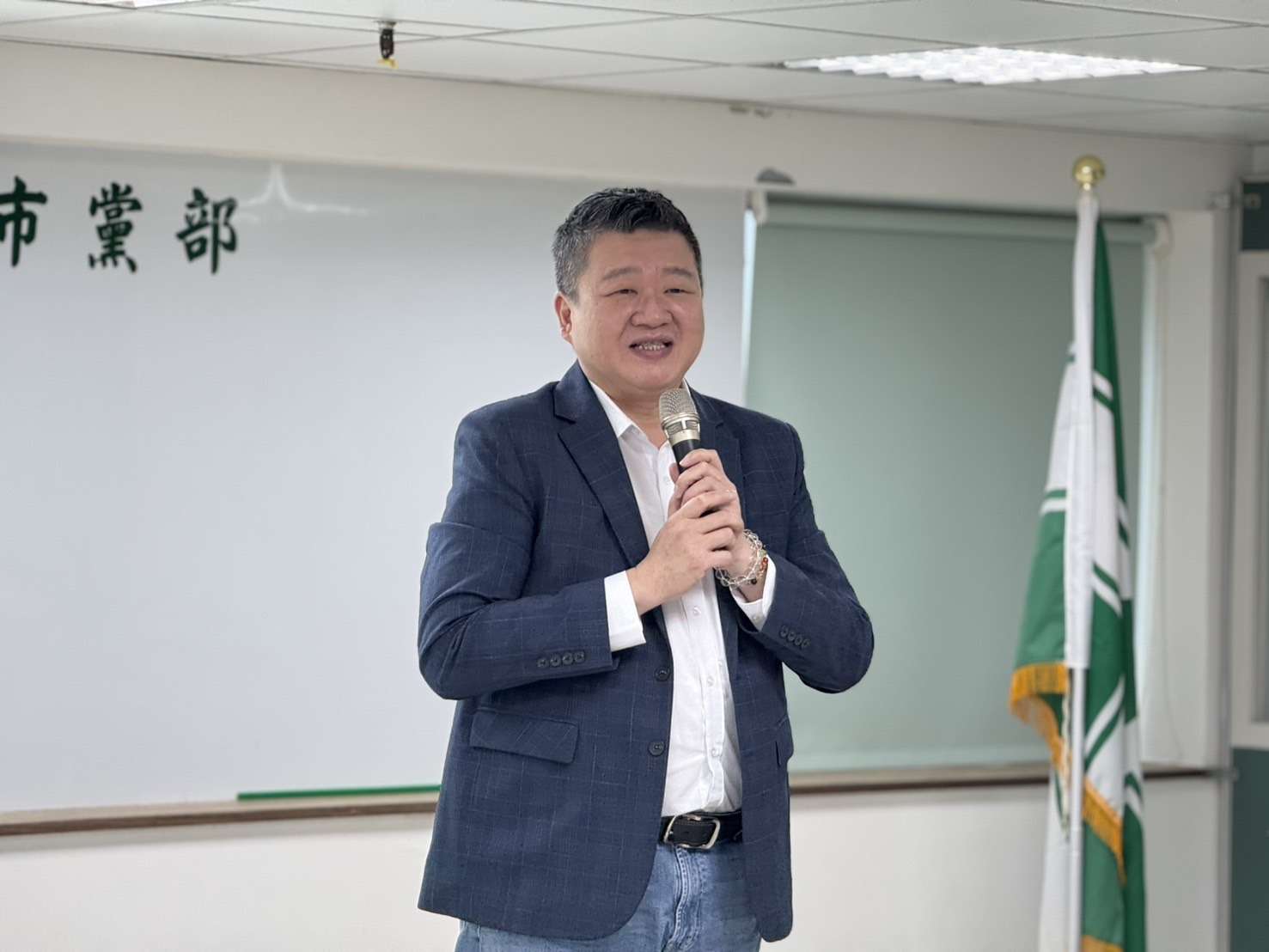 民進黨桃園市黨部設立新住民諮詢站 提供法律詢諮與生活服務 S 96116821 0