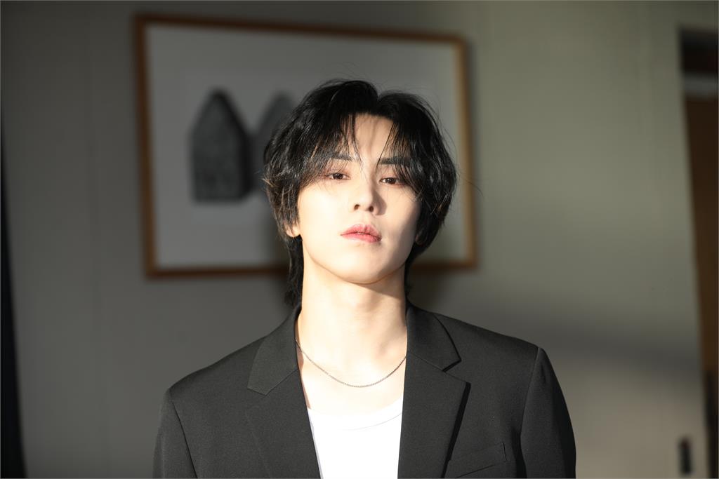 挑戰韓星最強福利!ROCKY加碼1:1合照還「陪吃烤肉」