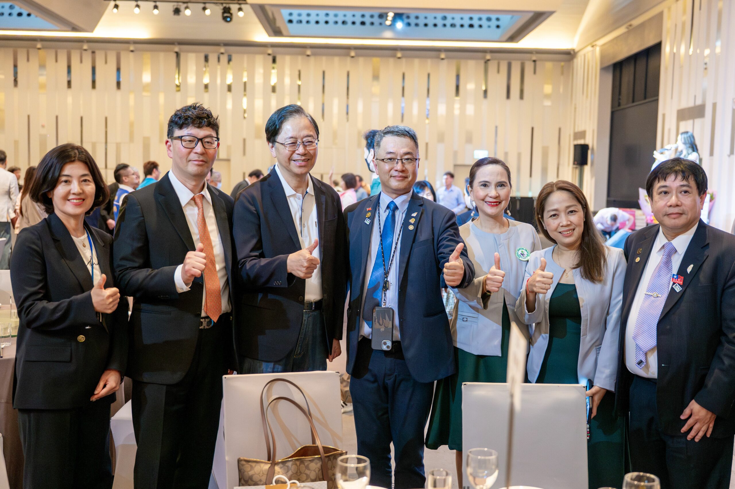 桃園牙醫師公會理事長履新 張善政:共同守護民眾口腔健康 d3b7af73 7c4f 4b0d 87bd 1952e9f83510 scaled