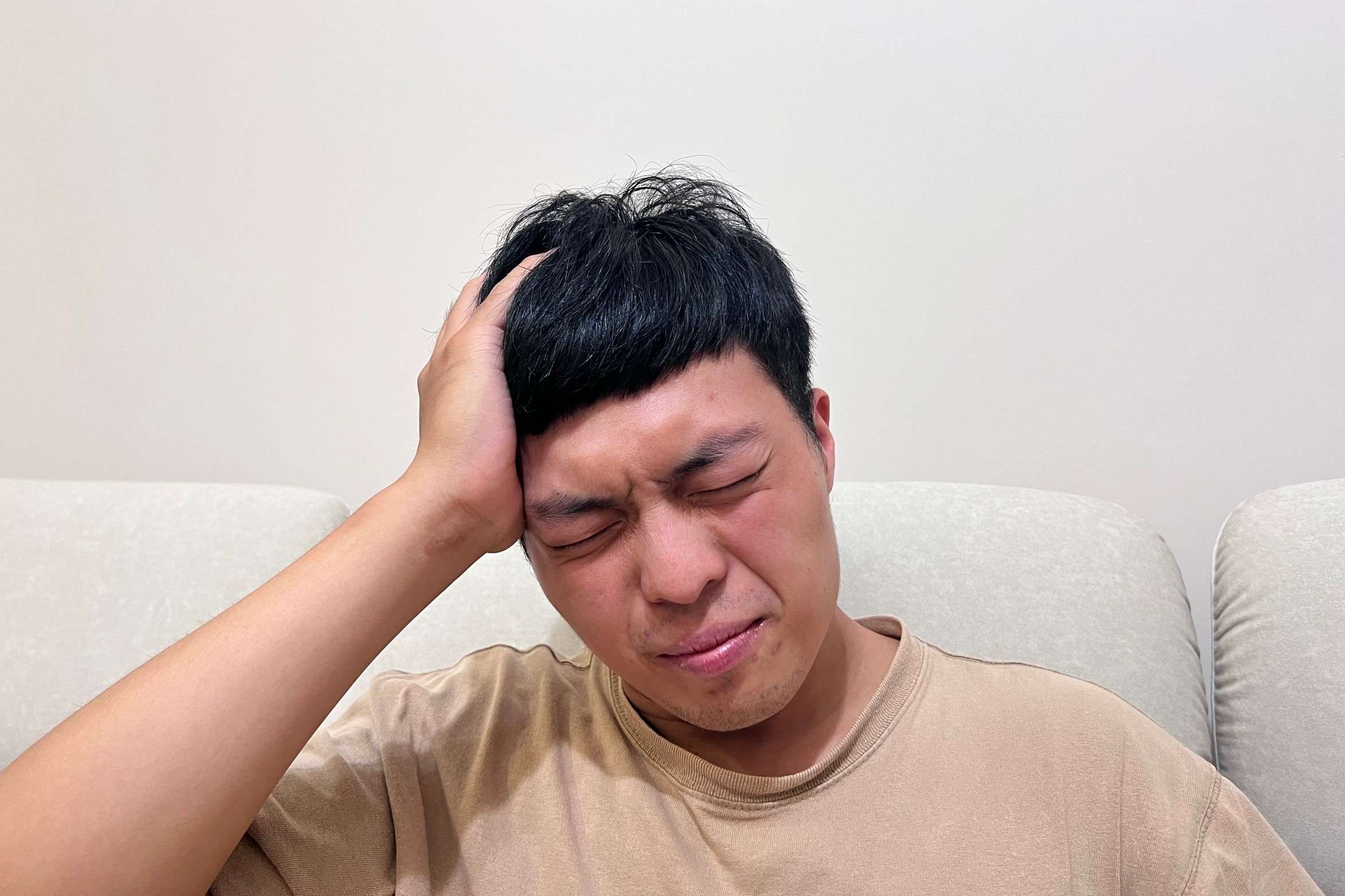 24歲男頭痛如「雷擊」竟是腦動脈瘤破裂 部桃醫:嚴重恐猝死 he6zgh56