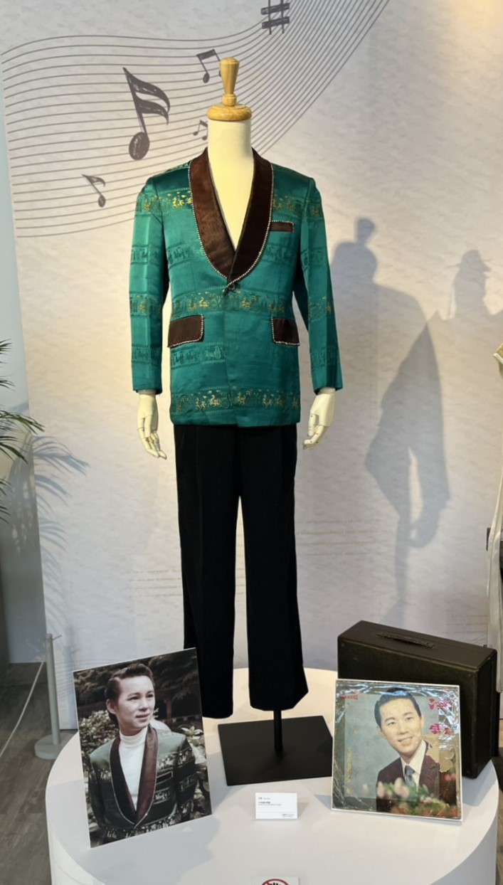 桃園《經典台語流行音樂特展》中原文創園區展至4/27止 珍貴展品齊亮相 文夏 日本演出秀服 0