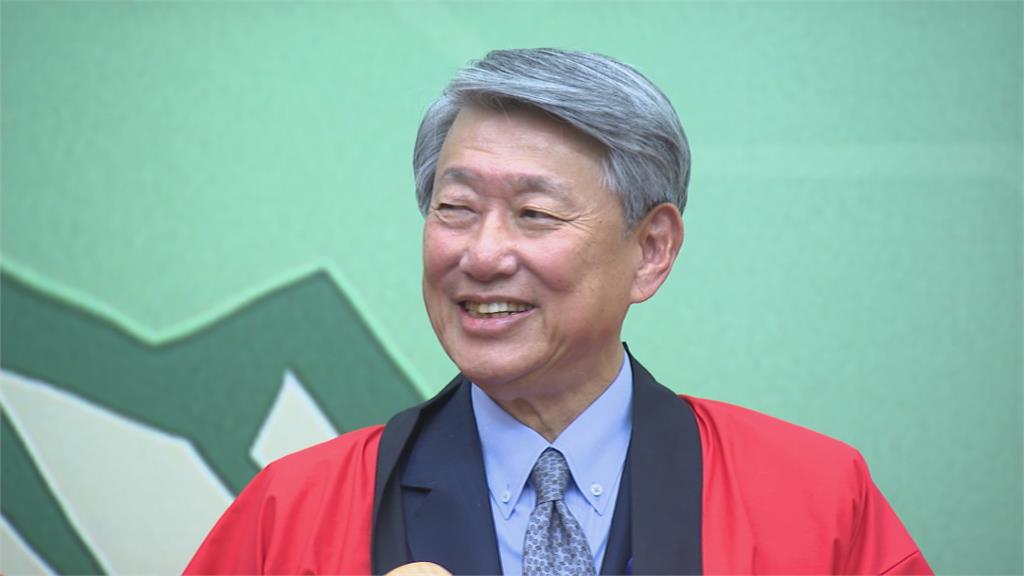 崇越旗下餐廳用餐遭疑圖利 郭智輝兩度澄清沒用公帑