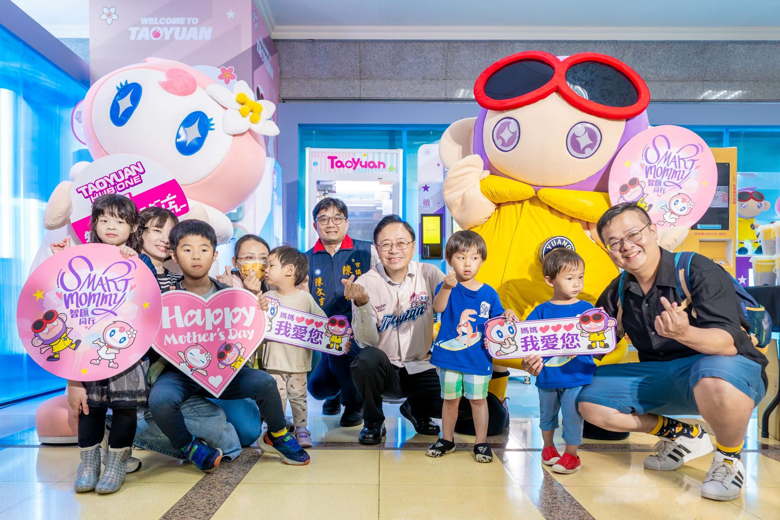 桃市府智慧1號店與在地花店、青農合作 販售母親節康乃馨 4240c6ad faa3 4e2c 8775 c69b12459eff scaled
