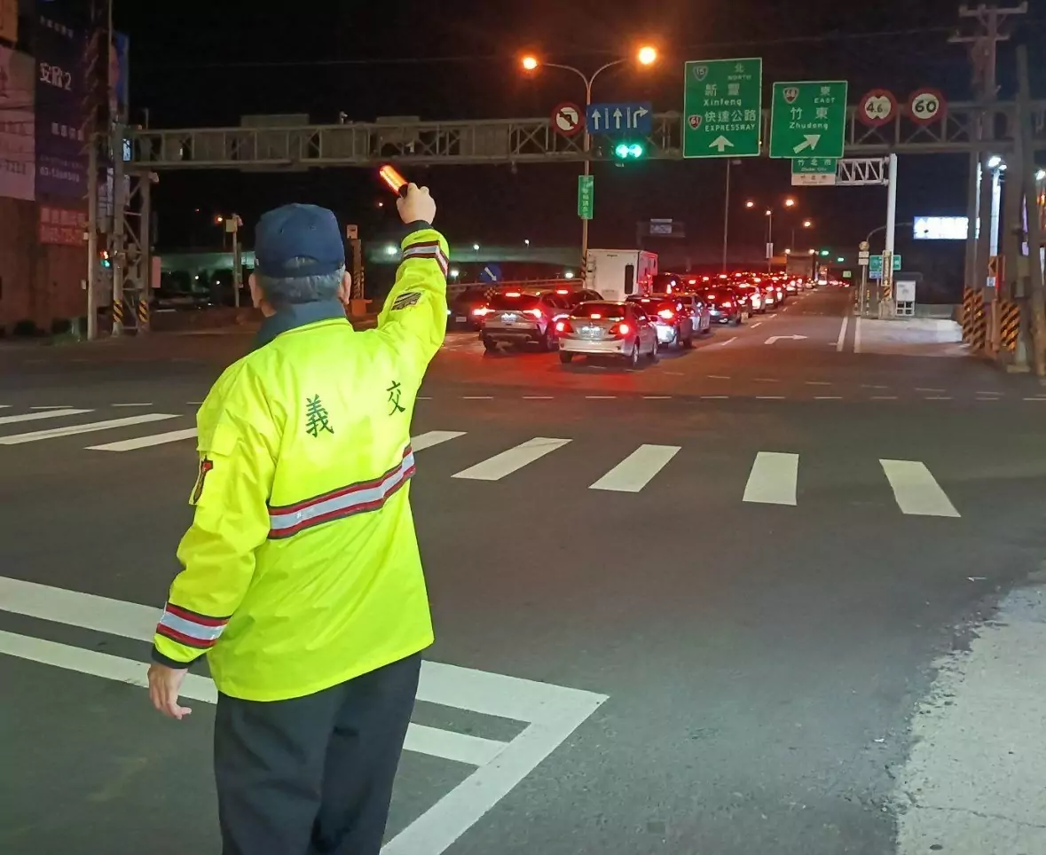 端午連假避塞全攻略!國道高乘載、替代道路與交通管制一次看 端午連假避塞全攻略!國道高乘載、替代道路與交通管制一次看