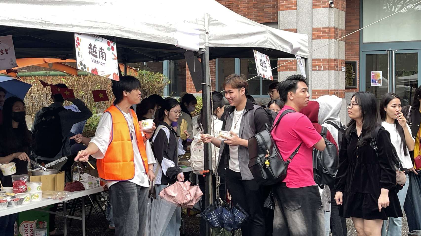 開南大學國際文化節登場 11國學生齊聚交流自身文化 S 24518769 0