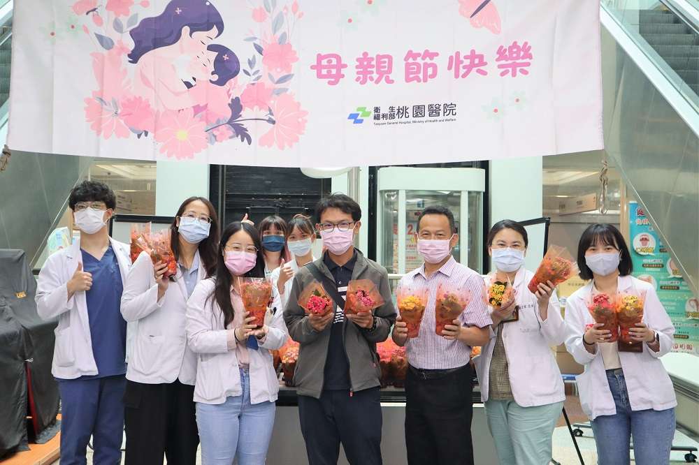 溫馨母親節來臨 部桃鼓勵民眾勇敢向媽媽告白 gf5w5g 1