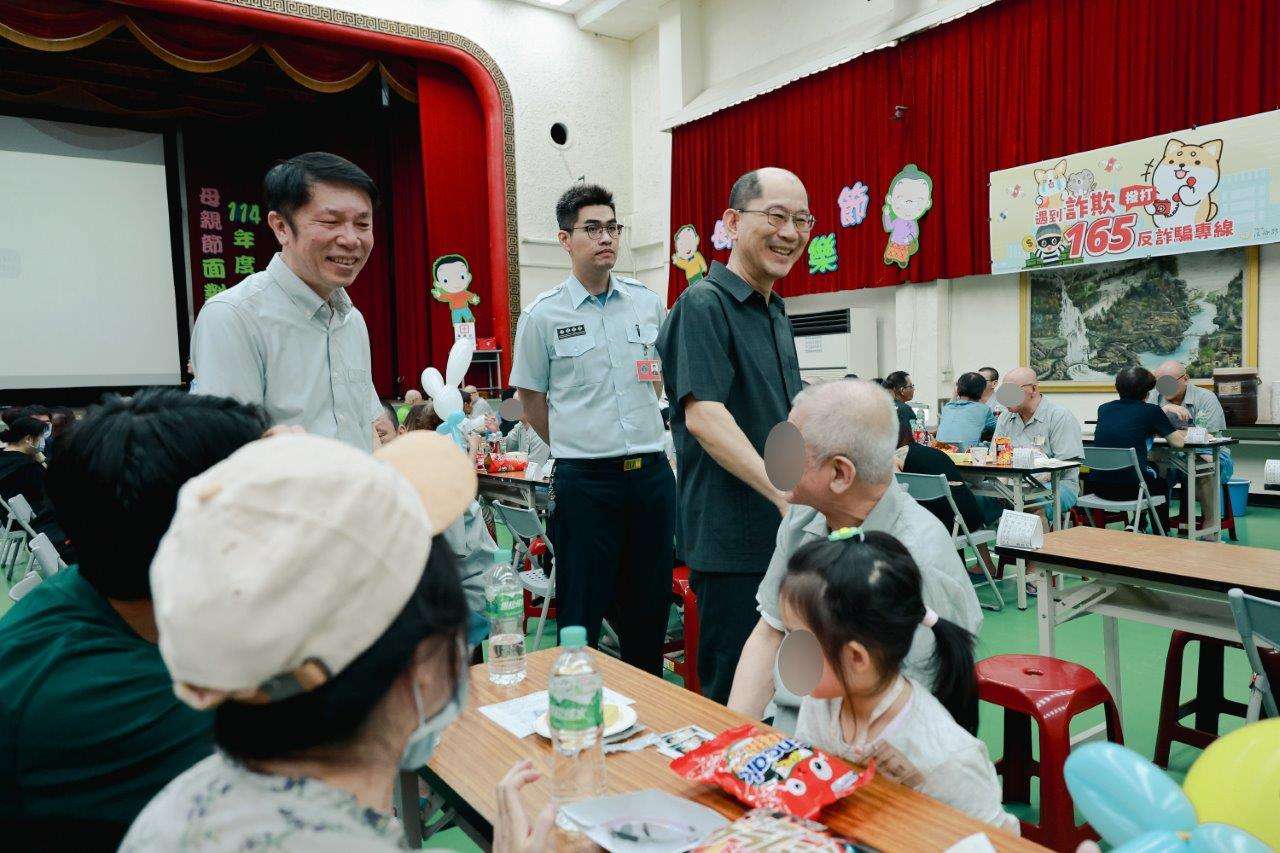 北監母親節前夕舉辦懇親活動 收容人:會為阿母努力振作 S__13689096_0