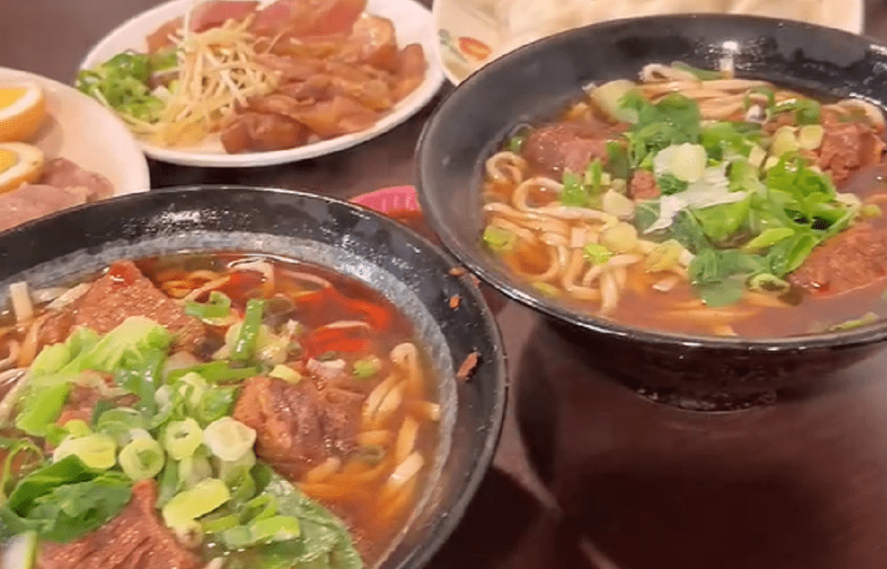 桃園沿海最強牛肉麵是它!滷味必點「牛筋」當天賣完就沒了