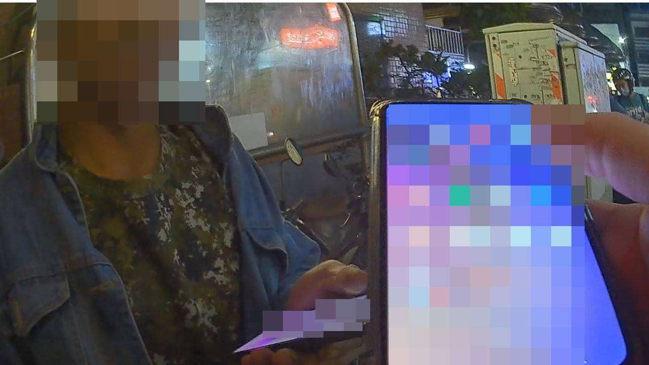 【有片】泰籍移工見警閃躲露餡 芳香劑瓶蓋藏毒當場遭逮 S__17367160