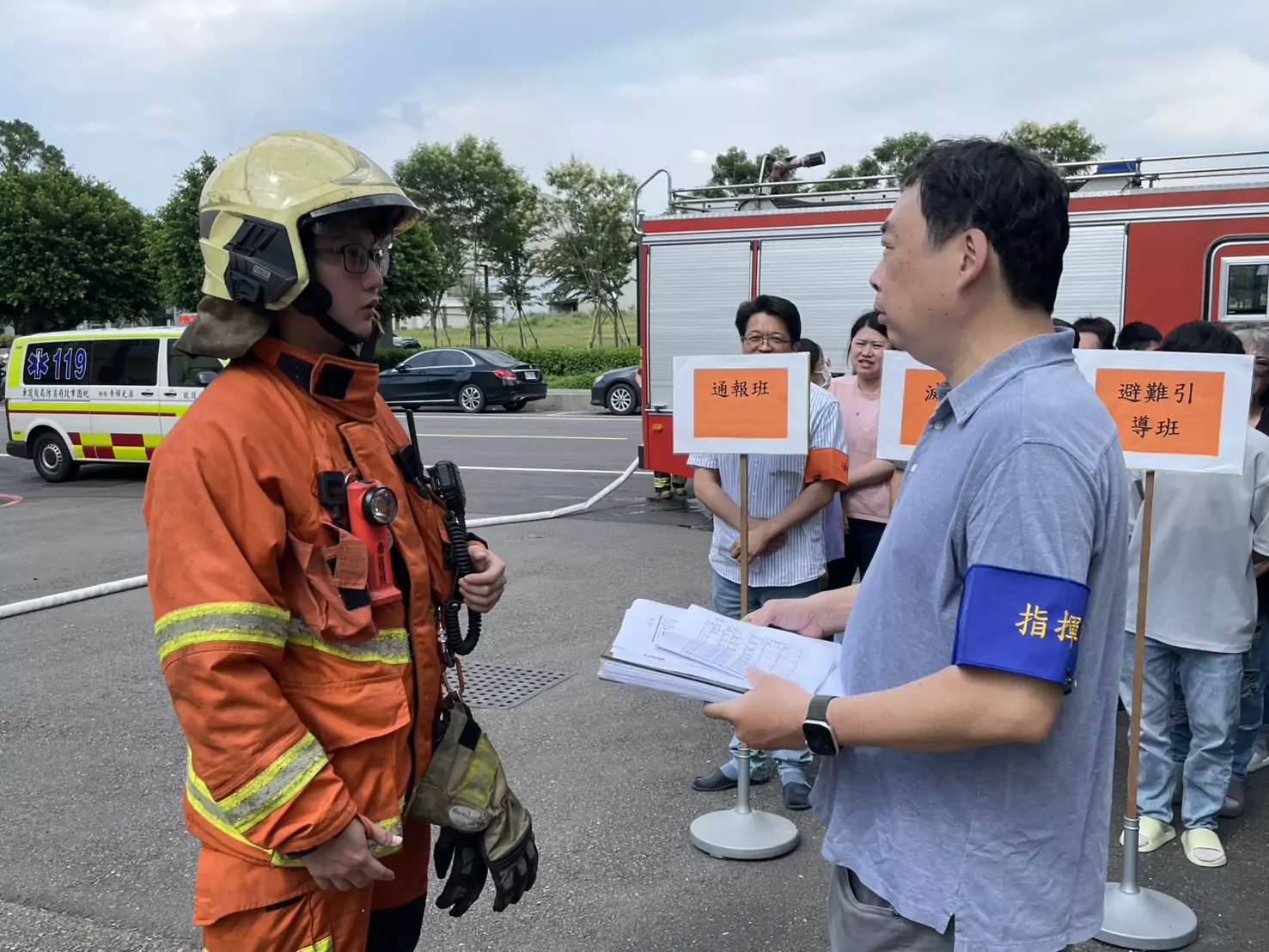 桃消山峰分隊與平鎮產業園區合作演練 強化業者自衛消防編組 S__17367160