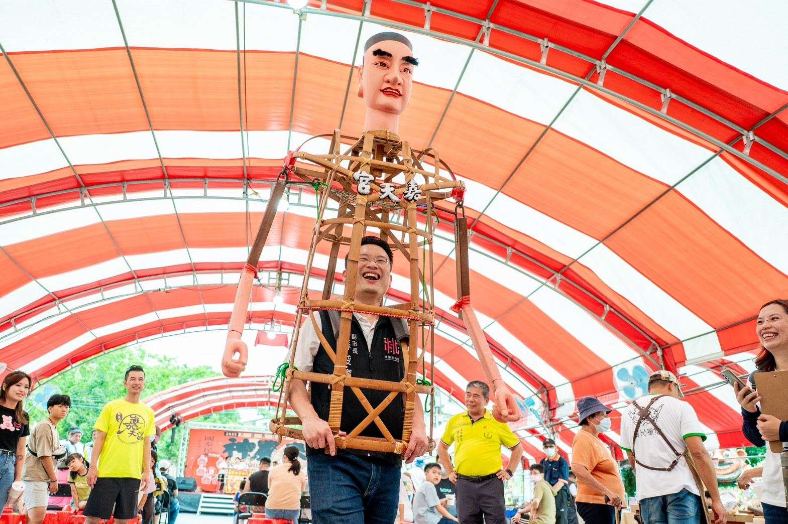 大溪客庄神農文化祭融合傳統與創新 蘇俊賓親自參與展信仰魅力 S__17367160