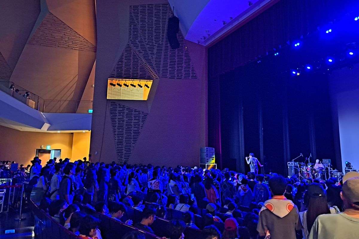 中央大學「上岸音樂節」熱鬧登場 27組樂團接力開唱 S__17367160