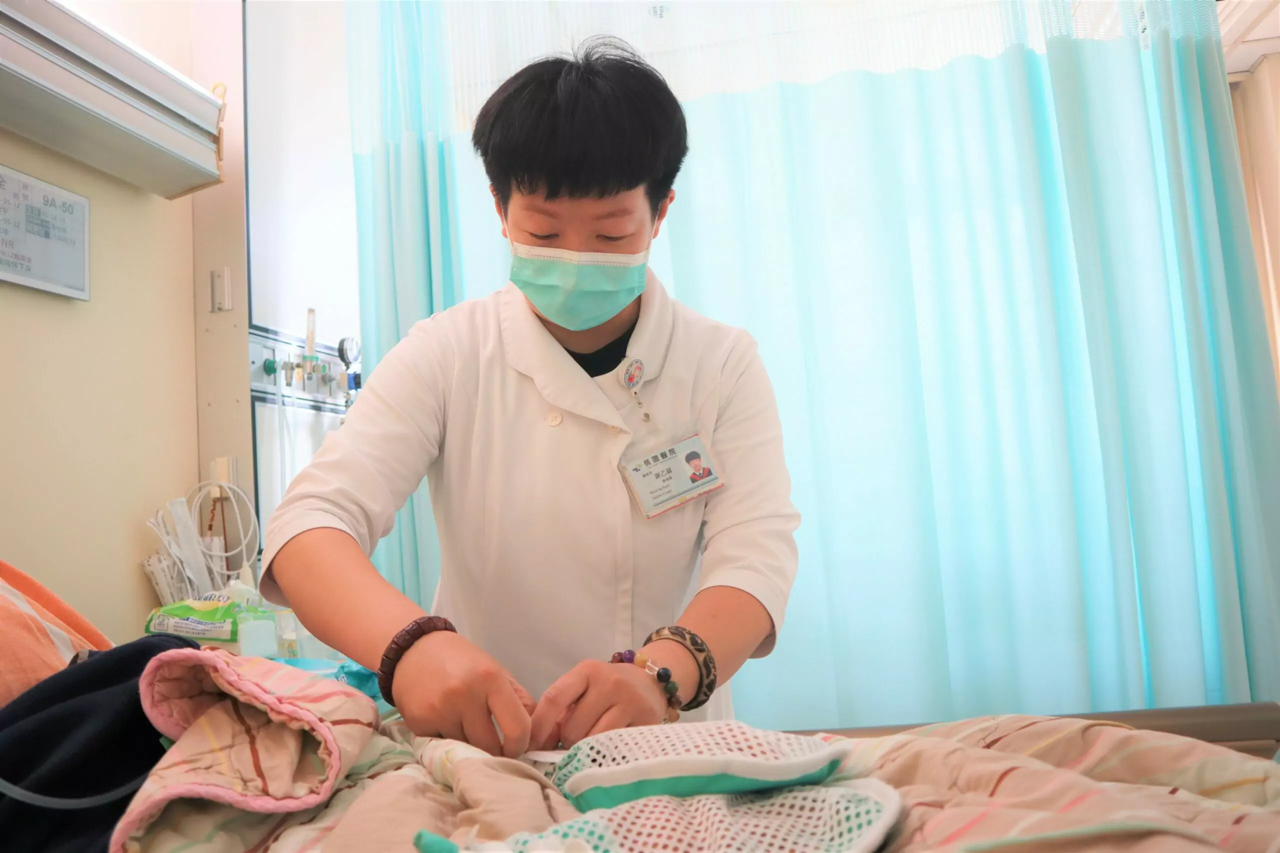 臨終病患情緒躁動自拔管路 部桃:人性化保護措施助安詳善終 S__3973215_0_0
