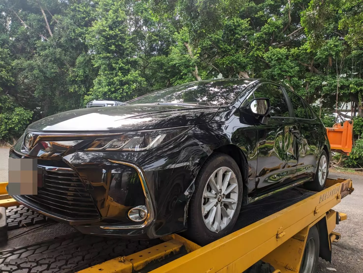【有片】遭營半聯結車碰撞 國2小客車當場360度旋轉 S__3973215_0_0