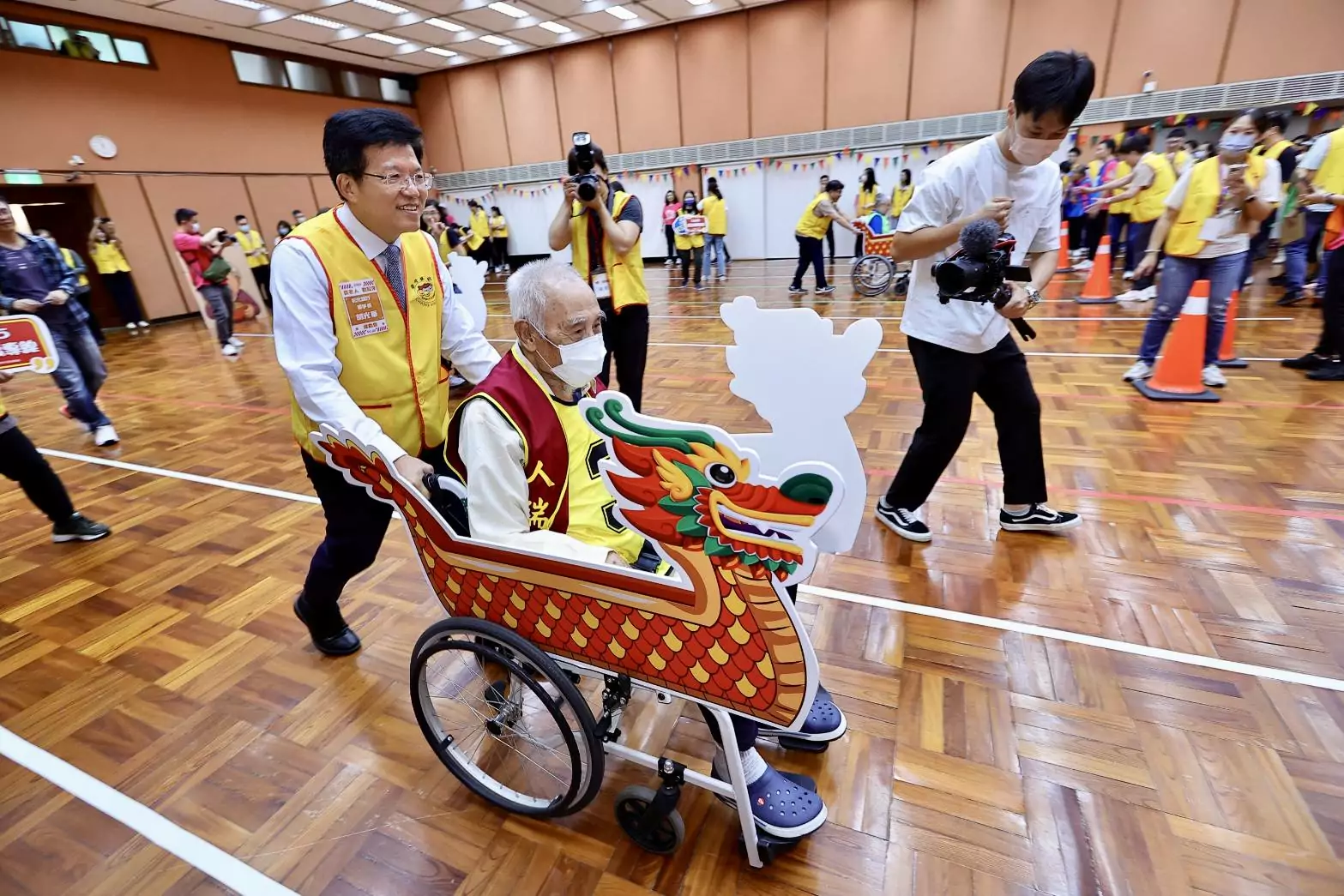 華山基金會邀長輩參與運動會 活力健康迎端午 華山基金會邀長輩參與運動會 活力健康迎端午