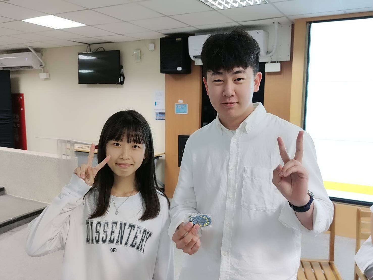 桃園教育局邀留學生分享經驗 拓展高中學子國際視野與生涯探索能力 職推課程-花藝