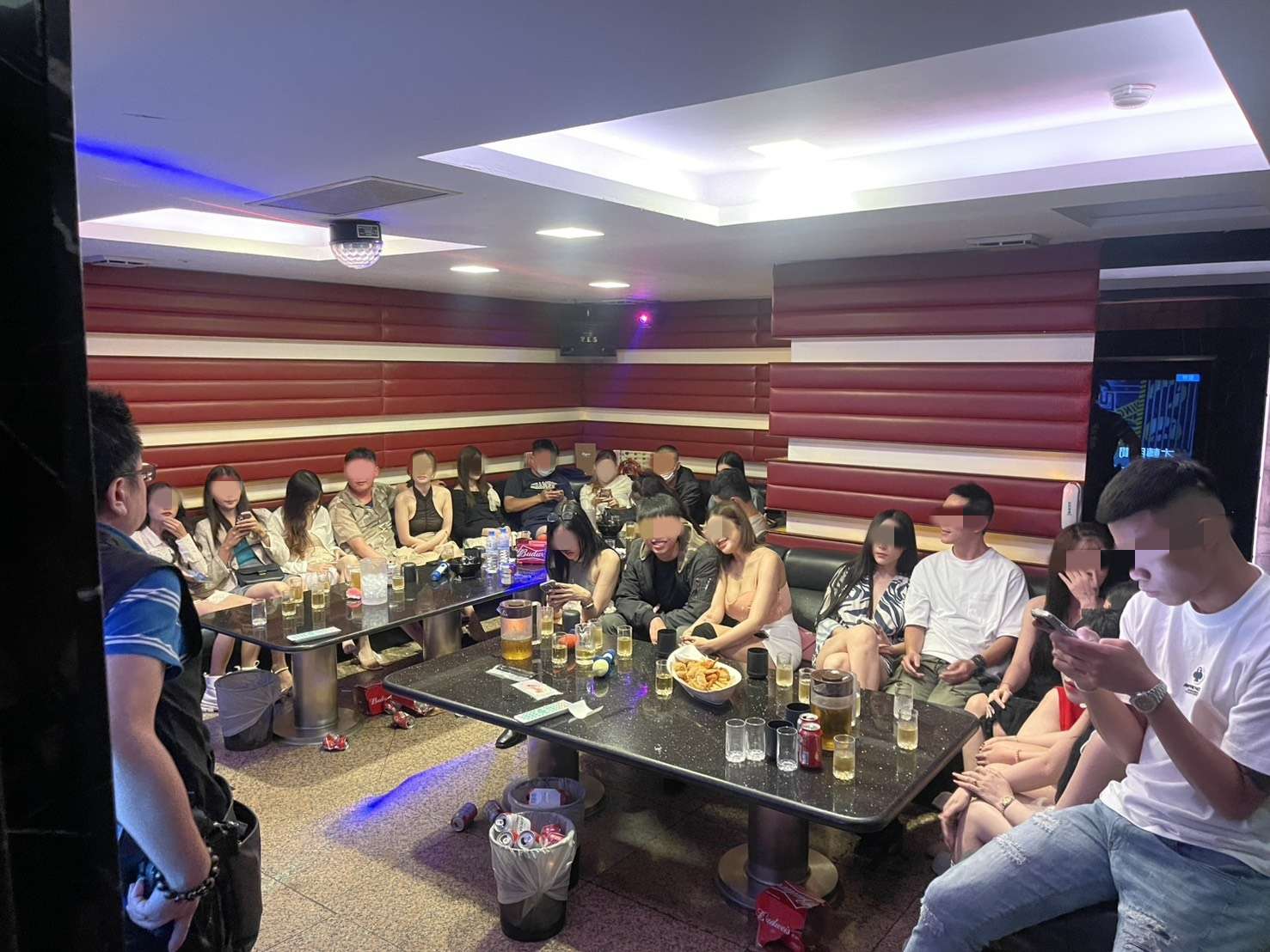 泰女持觀光簽來台陪酒!壢警突襲揪出29人非法滯台 S__14376964_0