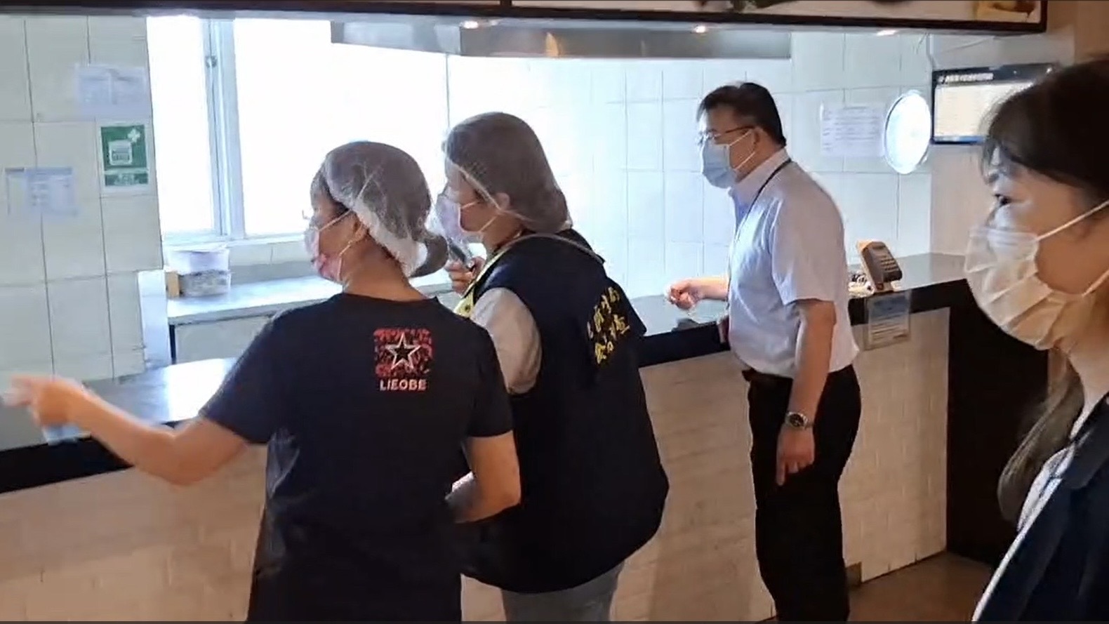 科技廠團膳驚見蛆蟲照曝光 員工爆料:已反應過多次 1687093C 2184 4FEE 9CB1 2EC952802270
