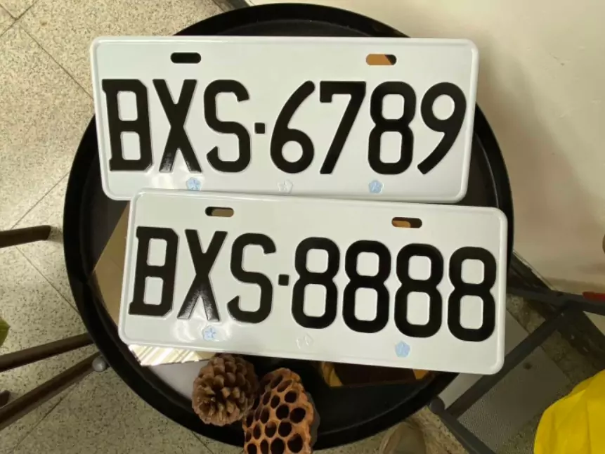 CGY、ETC都中槍!9車牌代碼引發聯想 公路局製作暫喊卡 CGY、ETC都中槍!9車牌代碼引發聯想 公路局製作暫喊卡