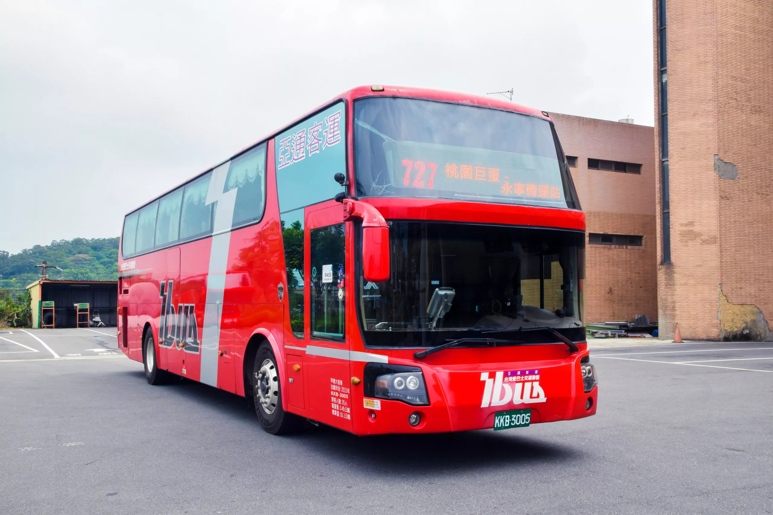 串聯桃園巨蛋至新北永寧轉運站 727公車6/16起試辦上路 串聯桃園巨蛋至新北永寧轉運站 727公車6/16起試辦上路