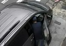 下車5分鐘現金全被偷!桃園駕駛忘鎖車1萬2飛了 下車5分鐘現金全被偷!桃園駕駛忘鎖車1萬2飛了