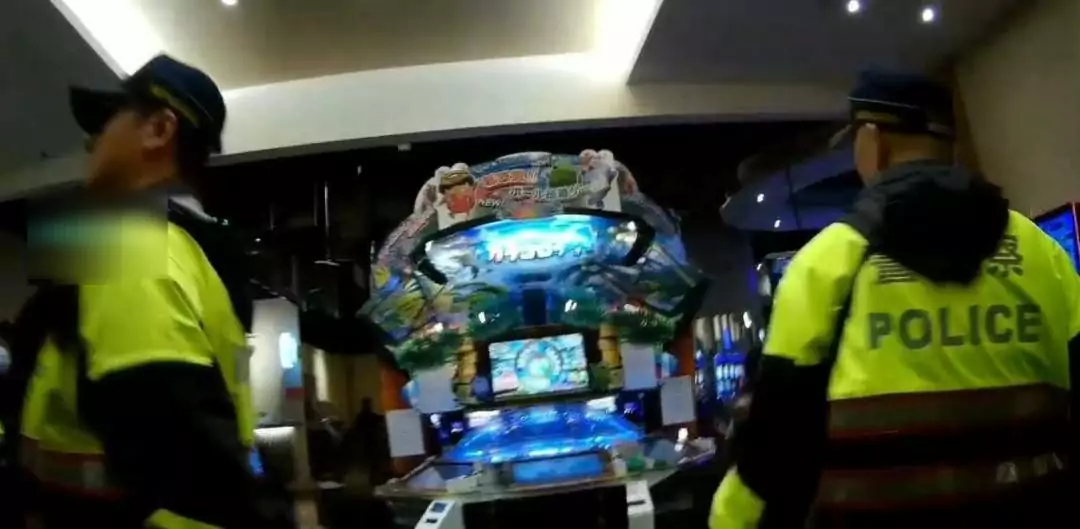 【有片】電子遊藝場暗藏賭博陷阱 蘆竹警持票搜索逮86人 644081