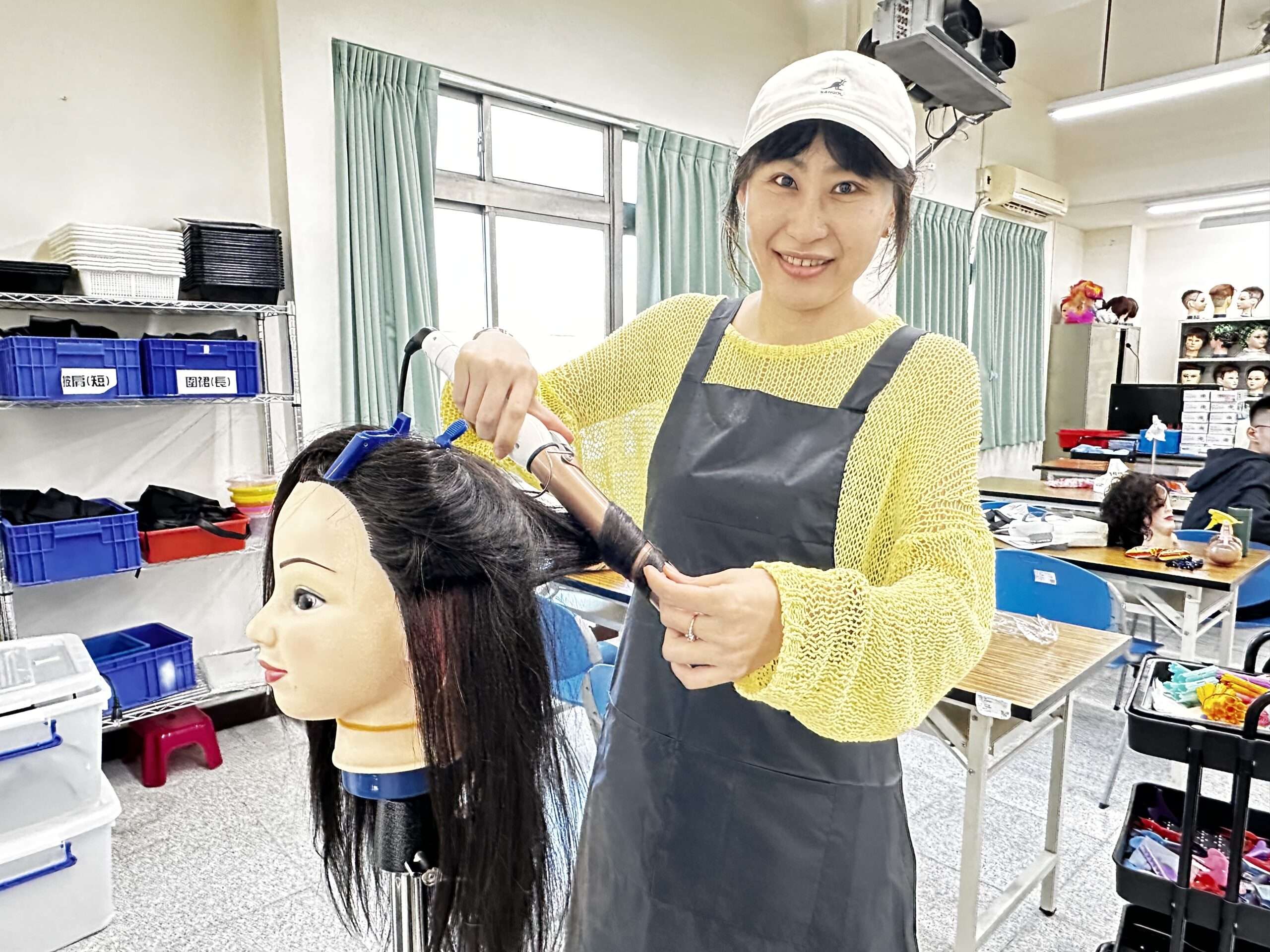 新住民參加桃竹苗分署美髮職訓 家庭主婦迎來新生活 857A5021 CF80 4566 A92F B49F4FF57969 scaled