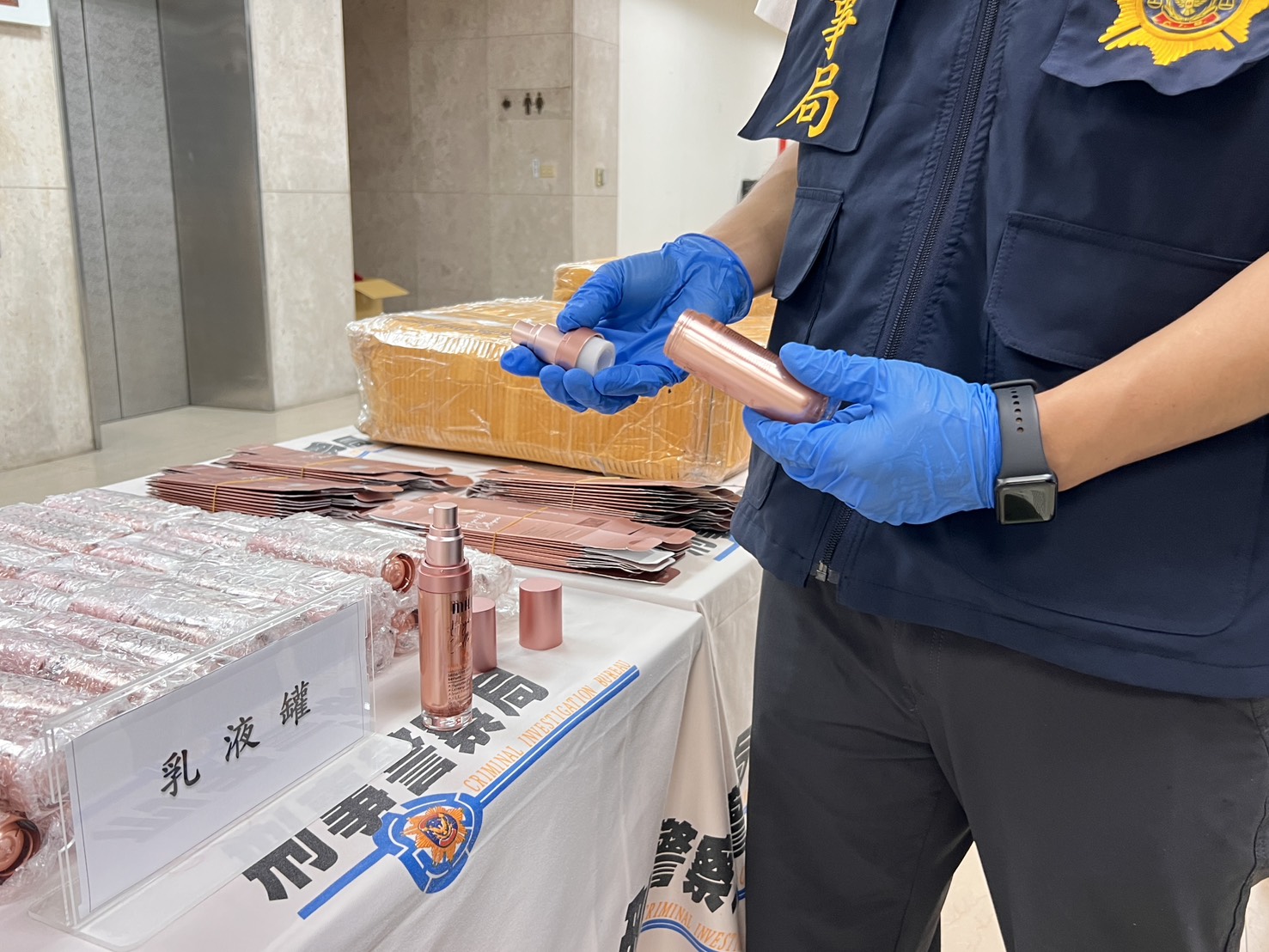 400罐乳液藏14.4公斤海洛因 泰男吸收在台移工跨境運毒被逮 S 22438096