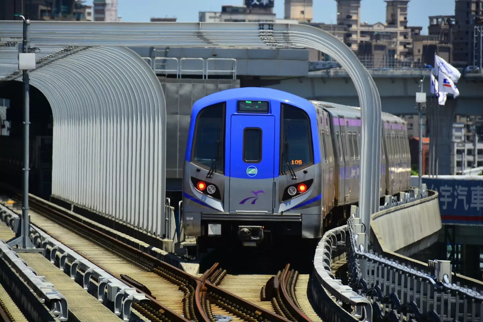 S 24821769