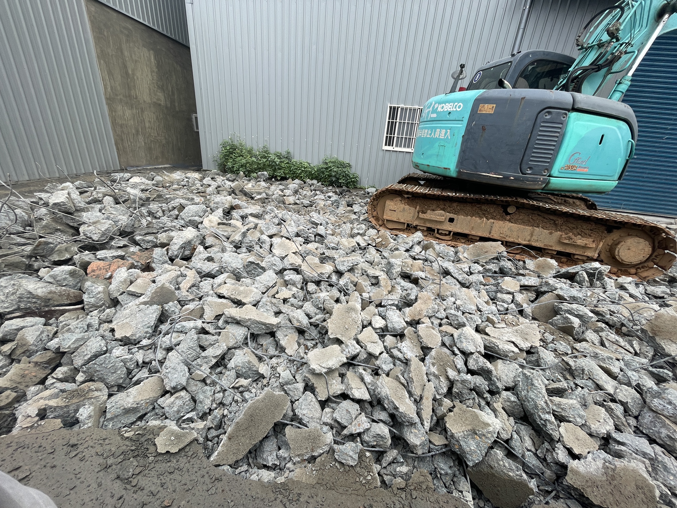 楊梅山坡地違建重罰再拆 無人機監控助攻查違 S 257155087 0