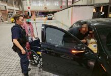 孕婦羊水破了!龜山警10分鐘開道送醫 母女均安