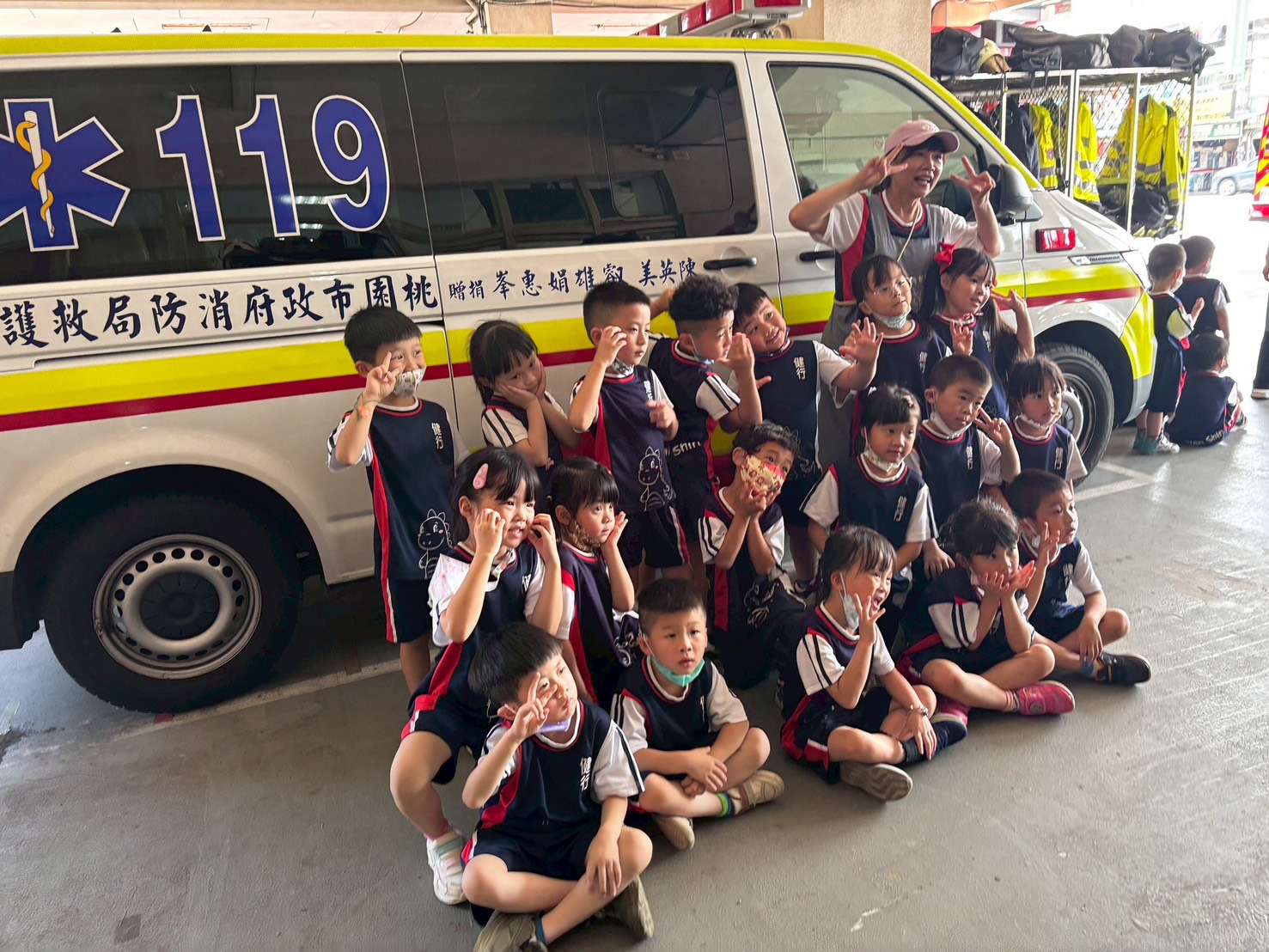 幼兒園學童參訪龍潭消防分隊 防災知識向下扎根 S 6389772 0