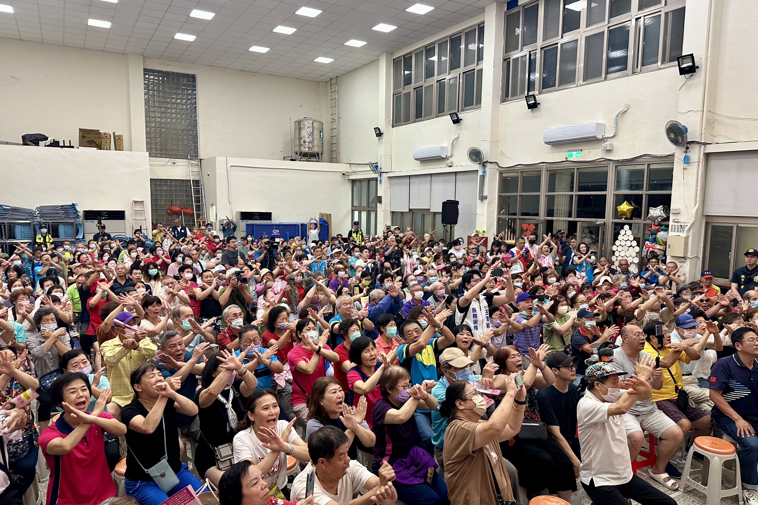韓國瑜桃園為呂玉玲站台 批大罷免傷害台灣民主 S 76202027