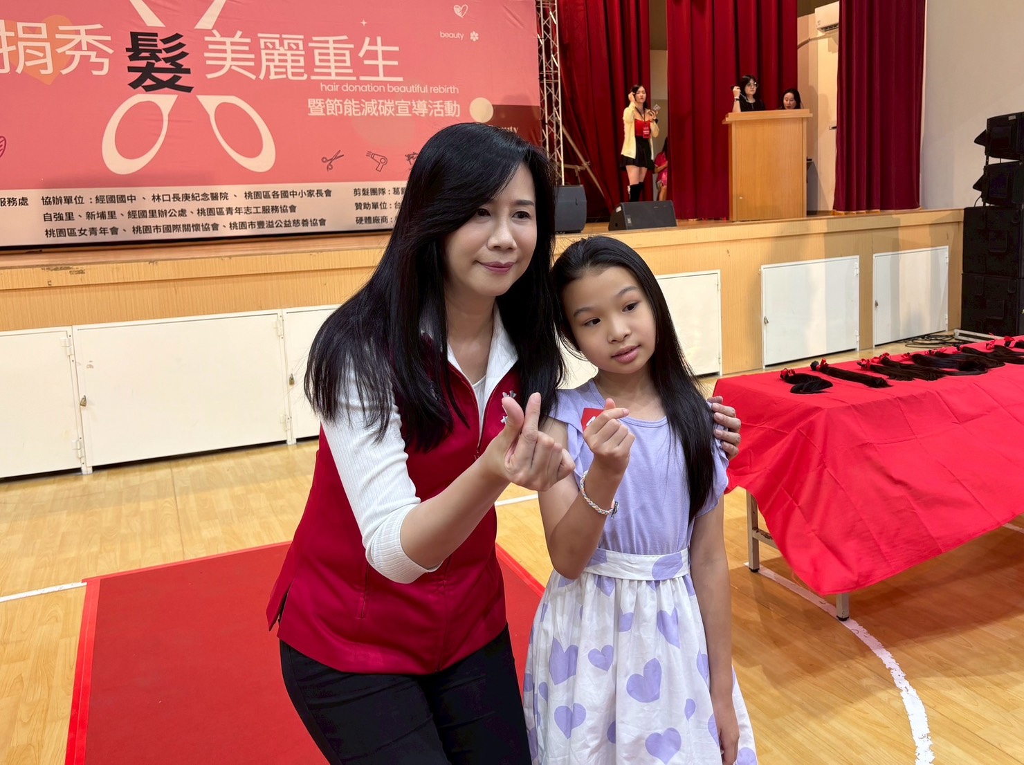 愛不分年齡!400人捐髮助癌友 萬美玲公益行動邁入第18年 S 78454831