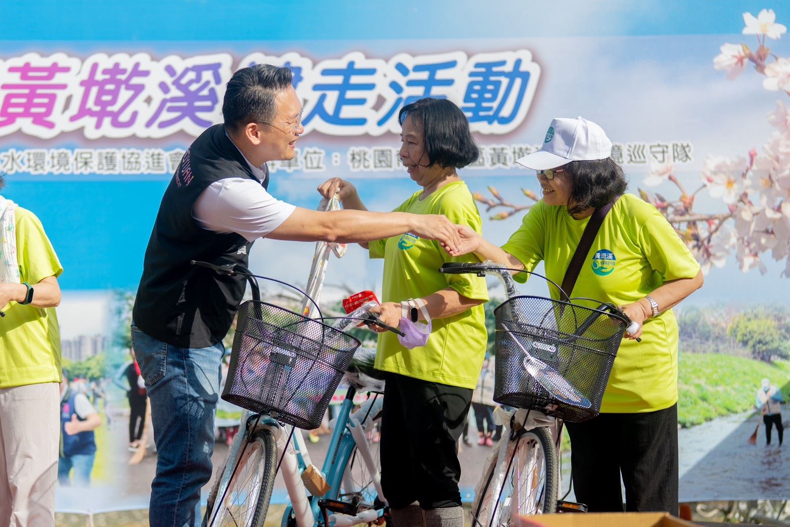 桃園中壢黃墘溪整治見成效 健走活動1800人熱情響應喚醒生態意識 a73f9aa5 fb22 4863 9bca 6481c8e957a8