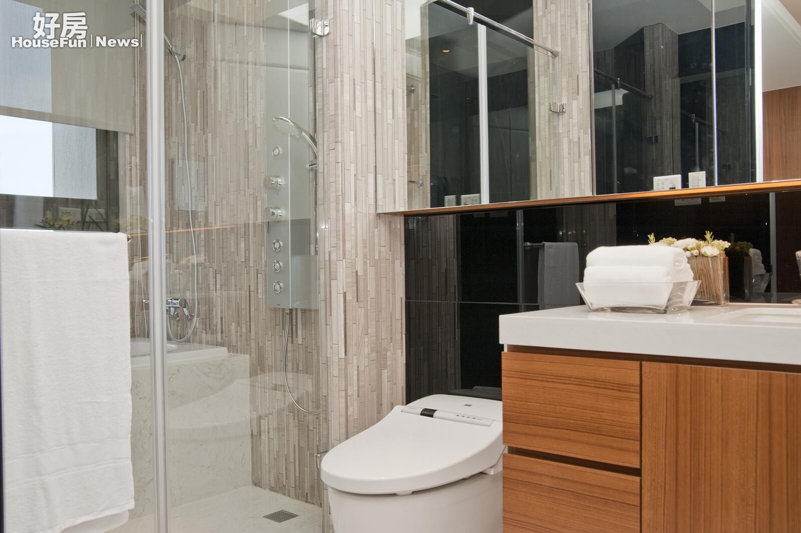 浴廁開窗只是行銷噱頭?他提「1致命傷」不懂哪裡好 眾曝親身經歷:住過就知道