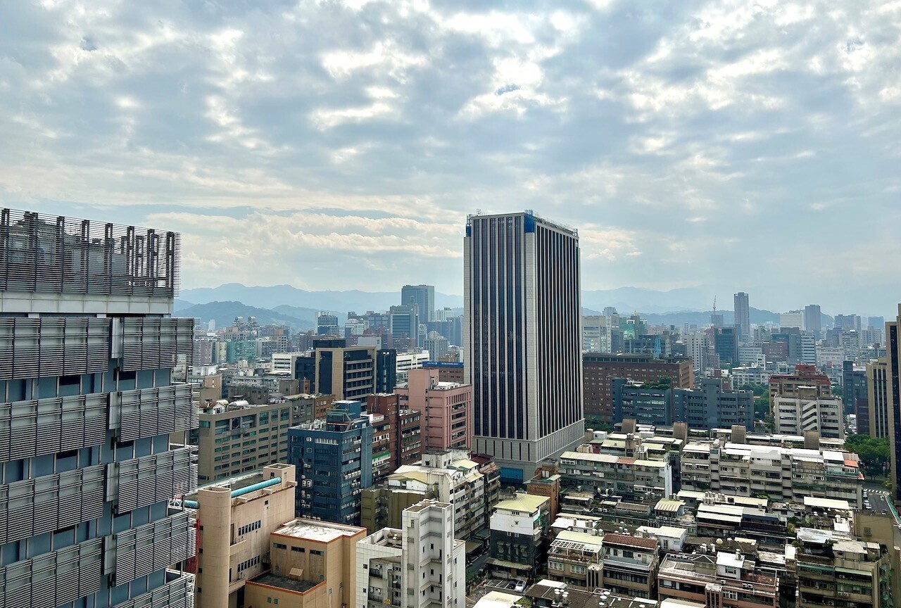 銀行雨天收傘 業界觀察:貸款條件差或等排撥