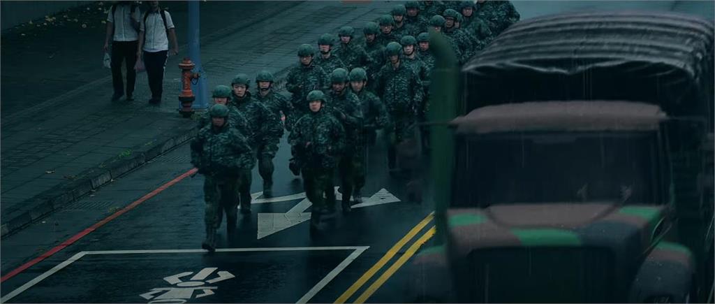 《零日攻擊》解放軍攻台灣「總統受訪遇炸彈」 震撼預告曝