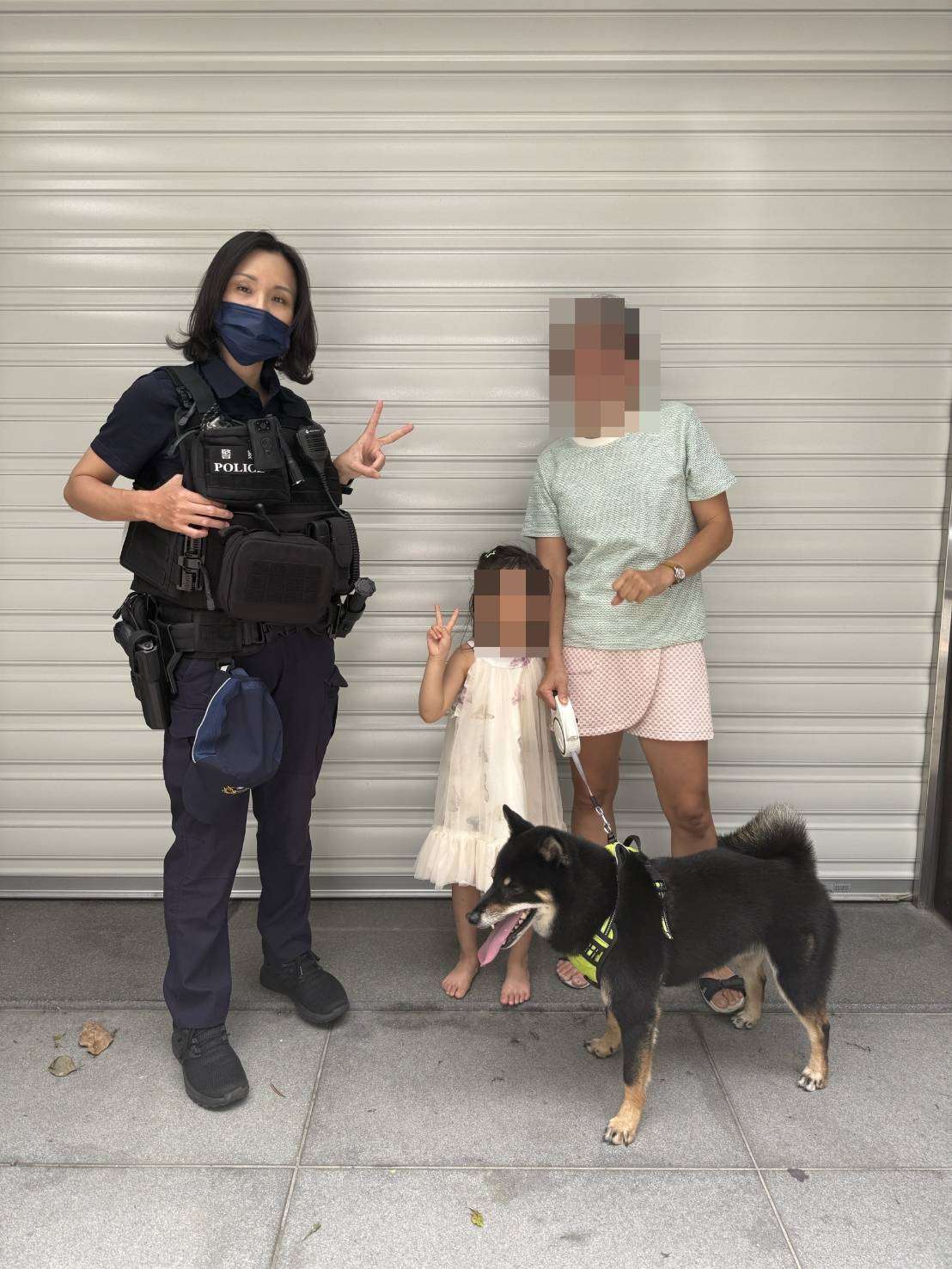迷路黑柴「不好惹」嚇壞超商顧客 桃警耐心安撫找主人 2182335_0