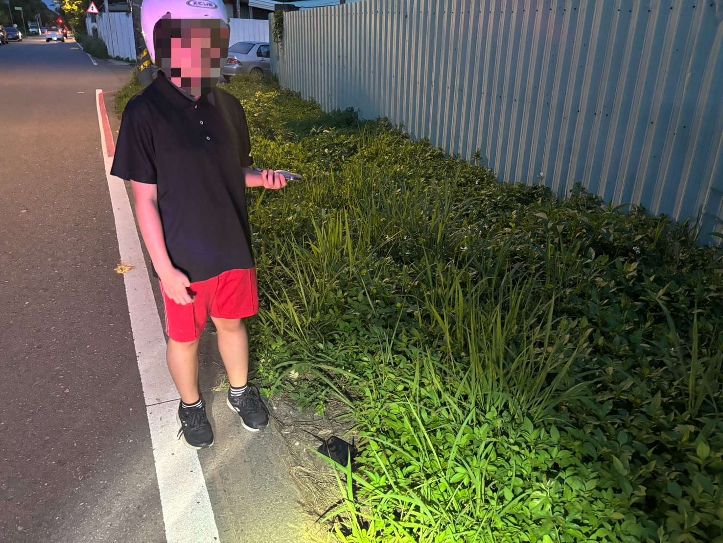 12歲女童弄丟錢包急哭 龍潭暖警騎車載她沿路找 s 4374570 20250605 011616