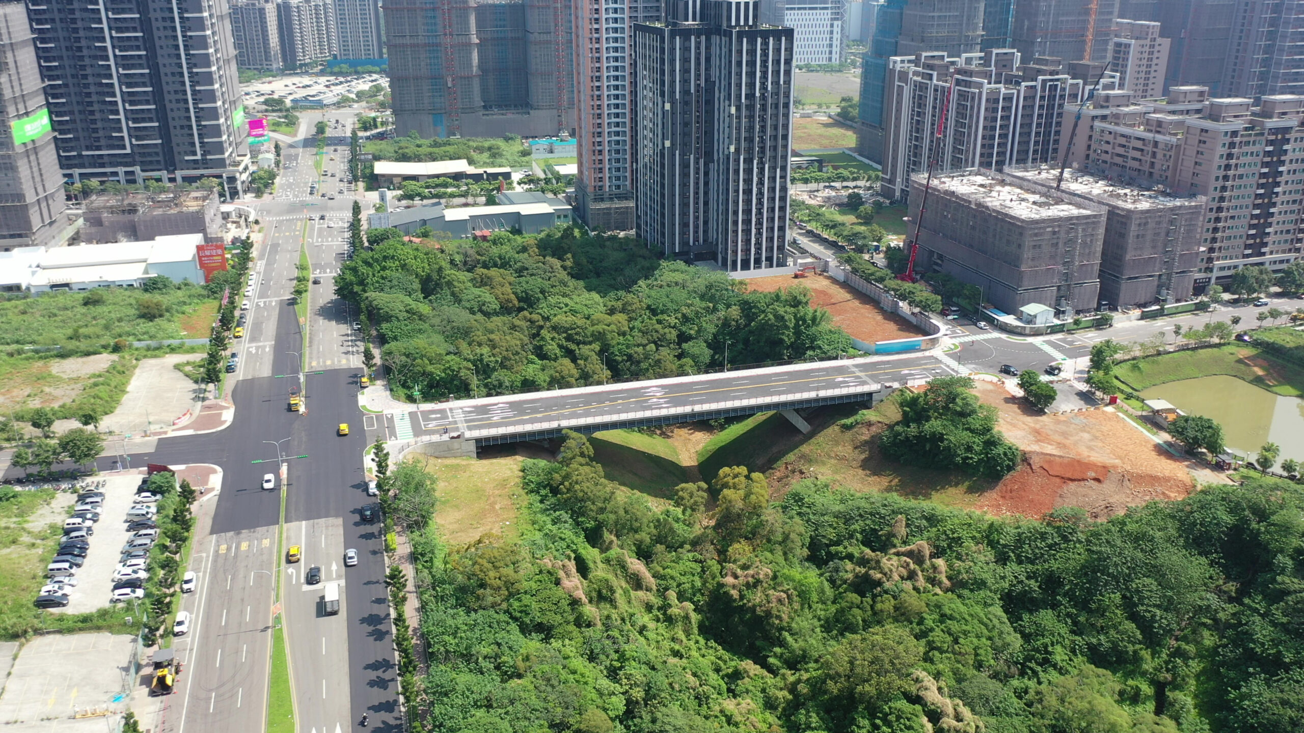 龜山「牛角坡橋」正式通車 強化機捷A7體育大學站周邊交通 機場捷運A7站聯外道路牛角坡橋完工 0 scaled