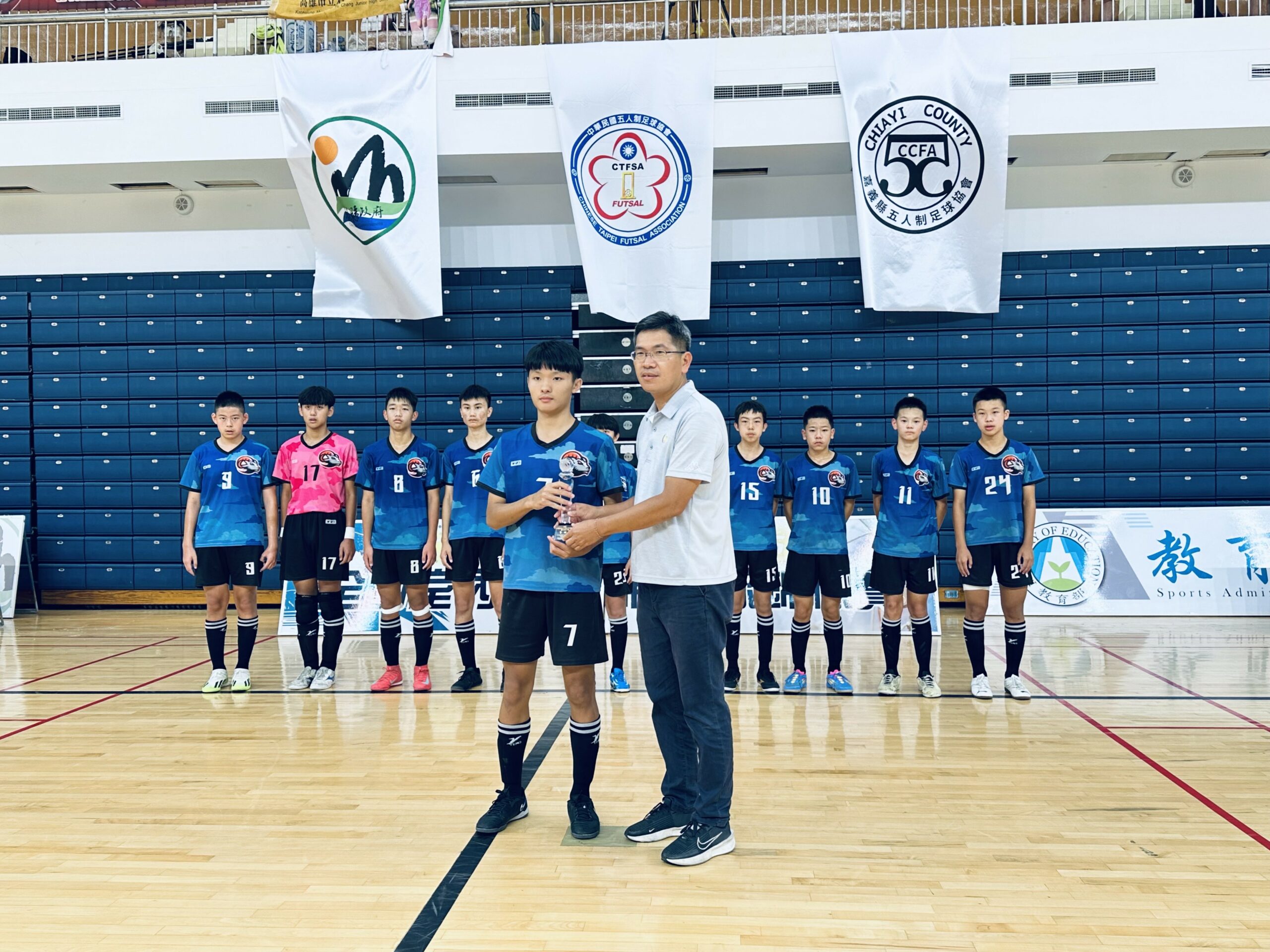 北台灣唯一勝隊!全國室內五人制足球錦標賽傳捷報 桃園經國國中榮獲殿軍 經國01 0 scaled