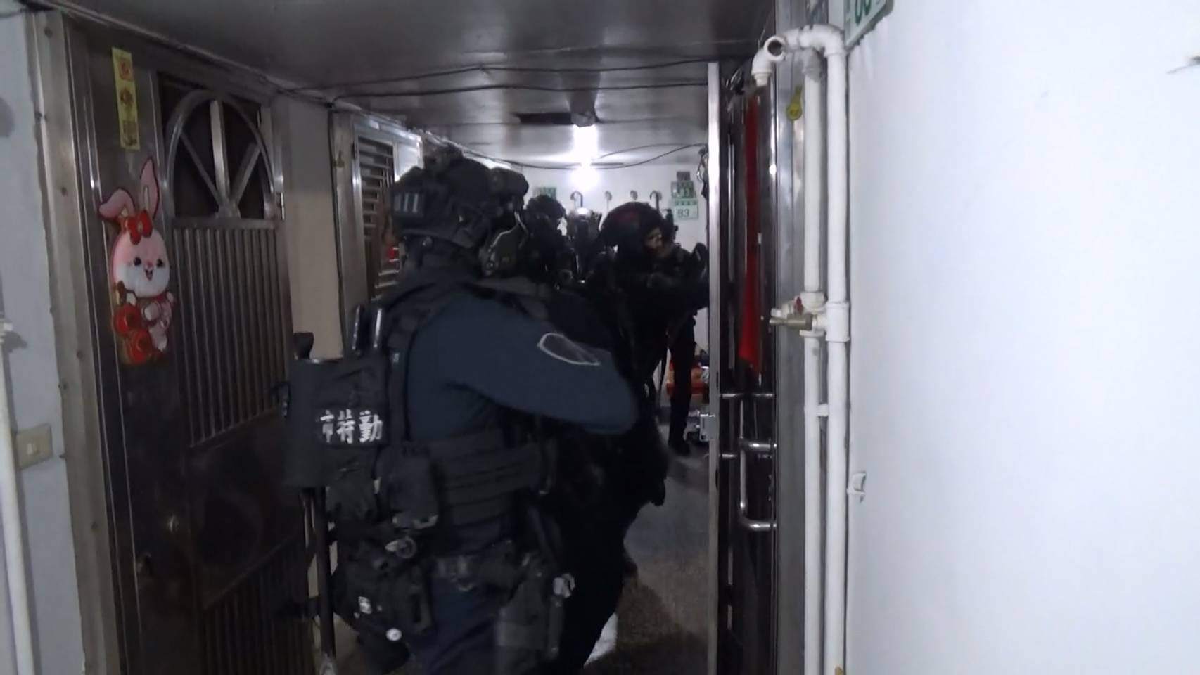 桃警掃蕩跨縣市販毒集團 查獲安非他命、彩虹菸等毒品 2218278 0