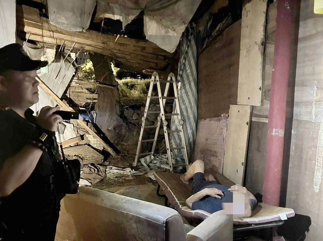 與家人不和!翁颱風夜獨居廢木屋 大園警這樣做護他安全 363944 0