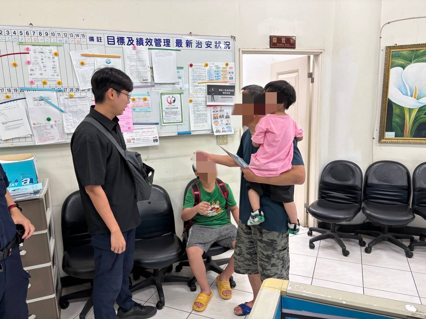 弄丟作業怕被罵!男童離家徘徊大園街頭 警溫暖開導解心結 368747 0