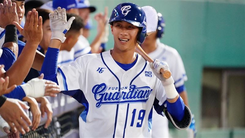 富邦悍將林岳谷自責單局2失誤 感謝理性球迷鼓勵