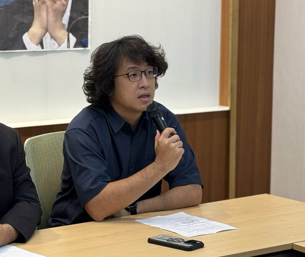 普發現金爭議不斷!沈伯洋批如同共產黨招數 凌濤反嗆:應帶頭設「回捐台電專戶」 511283841 10171975435560654 749527679446827174 n e1752292477473