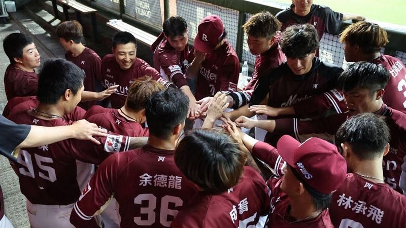 樂天桃猿IG限動出現「大罷免大成功」 球團:操作失誤